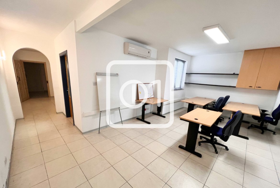 Furnished office for rent in Gzira