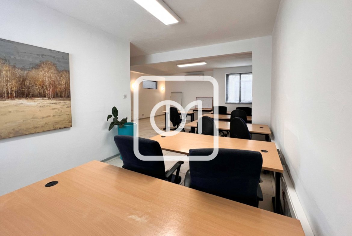 Furnished office for rent in Gzira