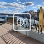 Sea front commercial space