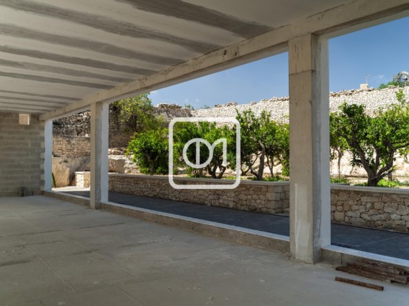 Commercial block in Qormi