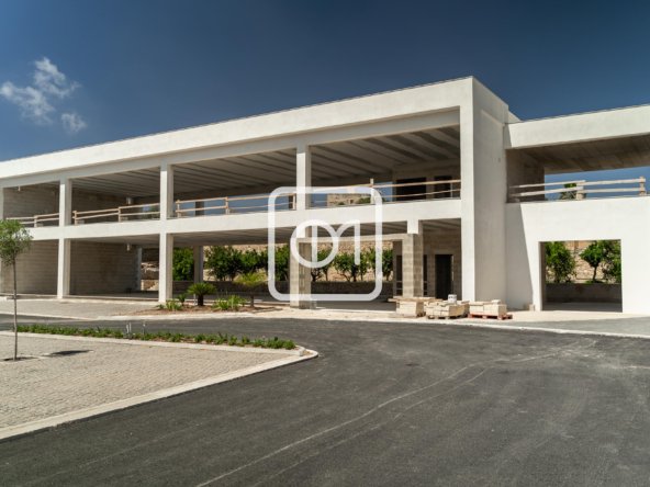 Commercial block in Qormi