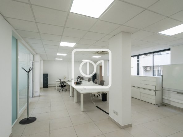 Prime location office in Sliema