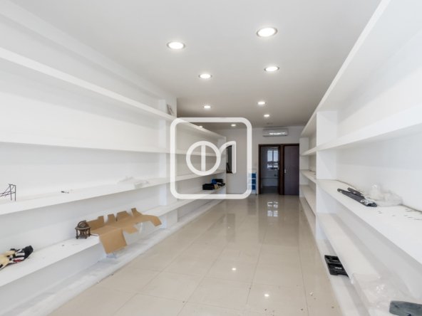 building for sale in Mriehel