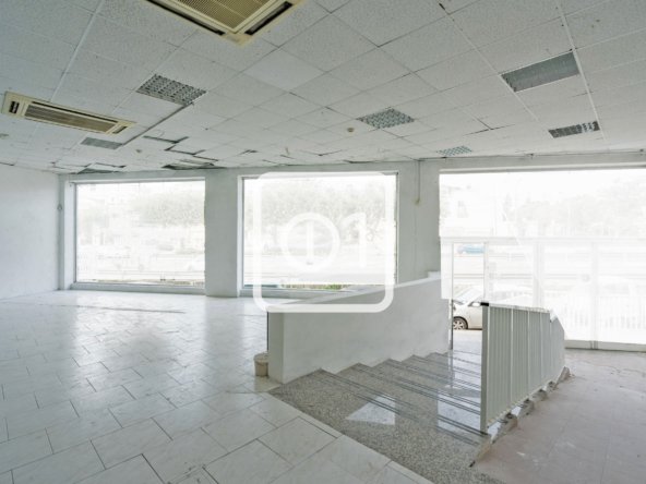 Showroom for rent in Central Malta