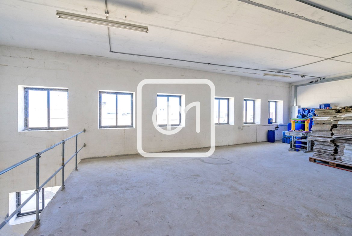 Commercial Block For Rent In Mosta