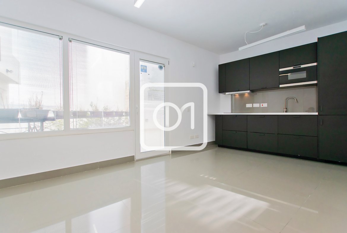 Flexible office for rent in Gzira