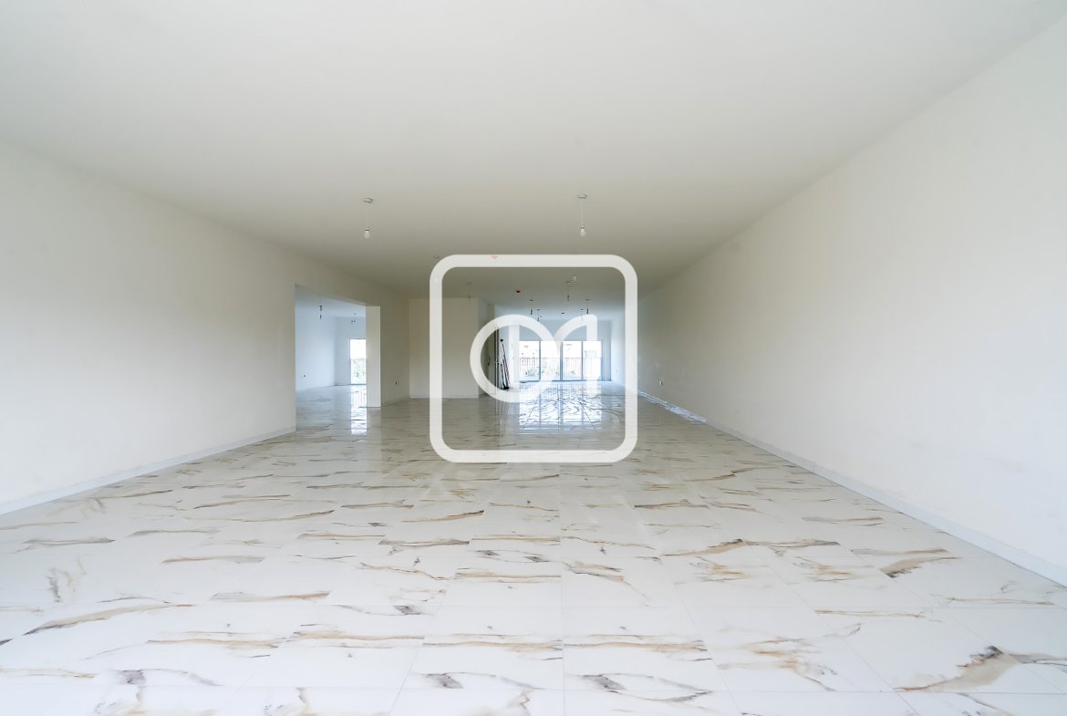 Spacious office for rent in Mosta