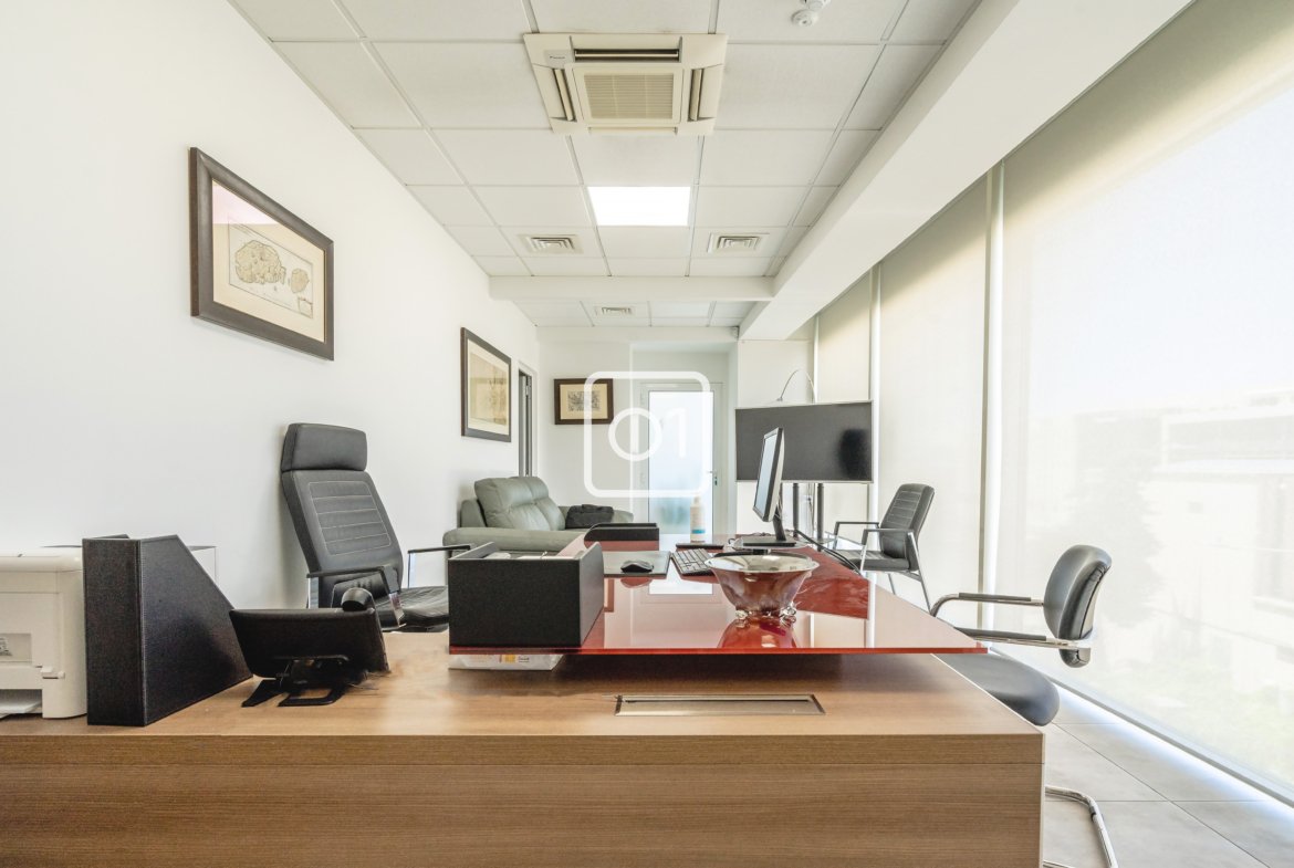 Large office for rent in Mriehel