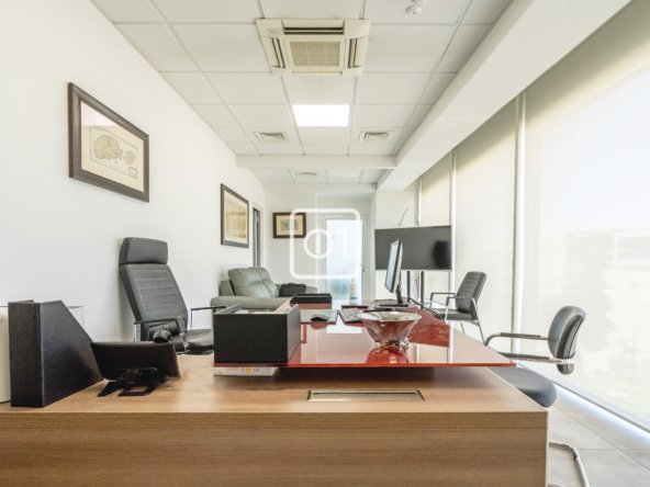 Large office for rent in Mriehel