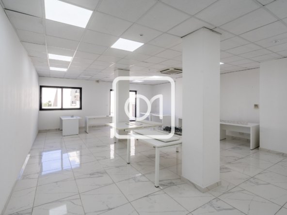 Office for rent with large terrace in Sliema