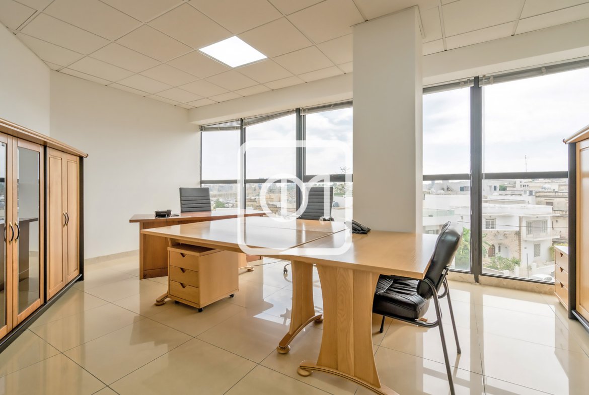 Office for rent in Ta Xbiex