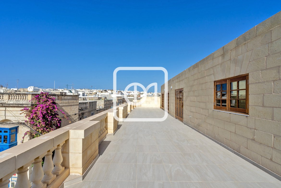 Office Building For Rent In Mosta