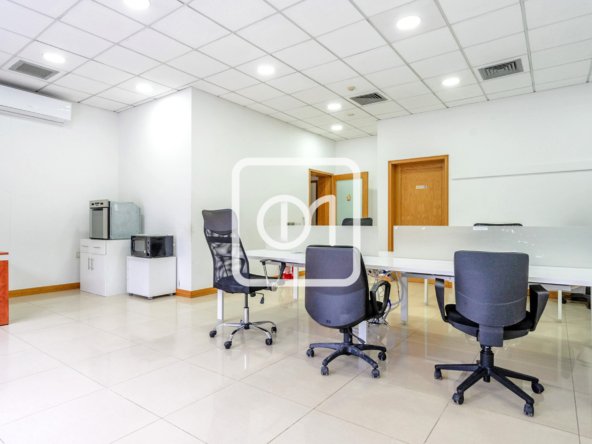 Office With Terrace For Rent