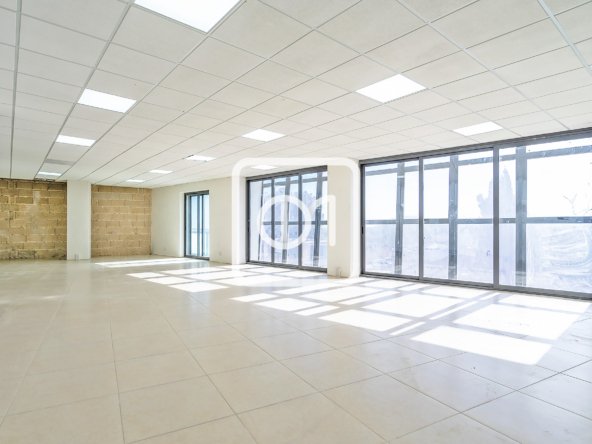 office for rent in Luqa