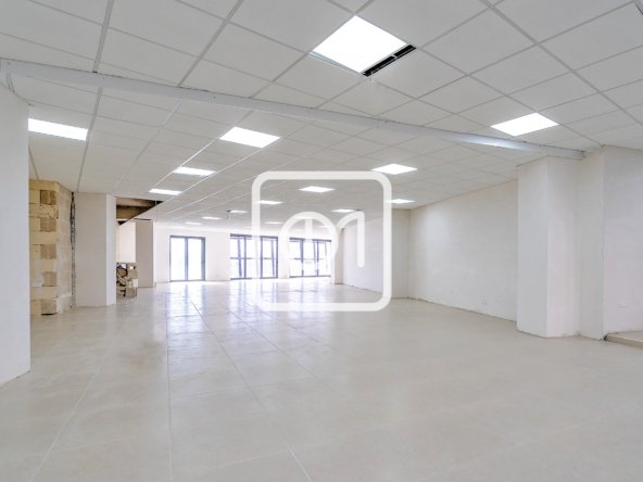 office for rent in Luqa