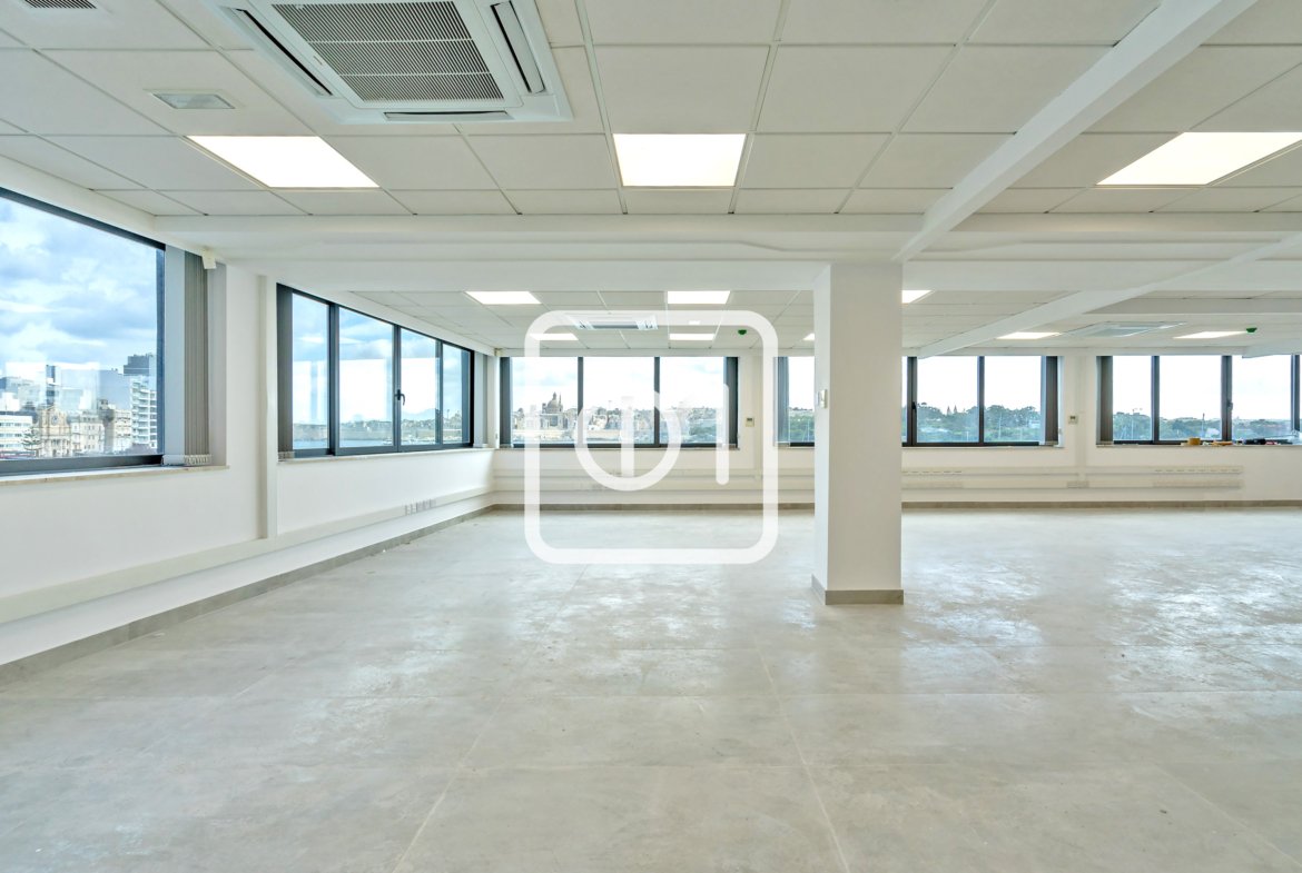 sea view spacious office in Sliema