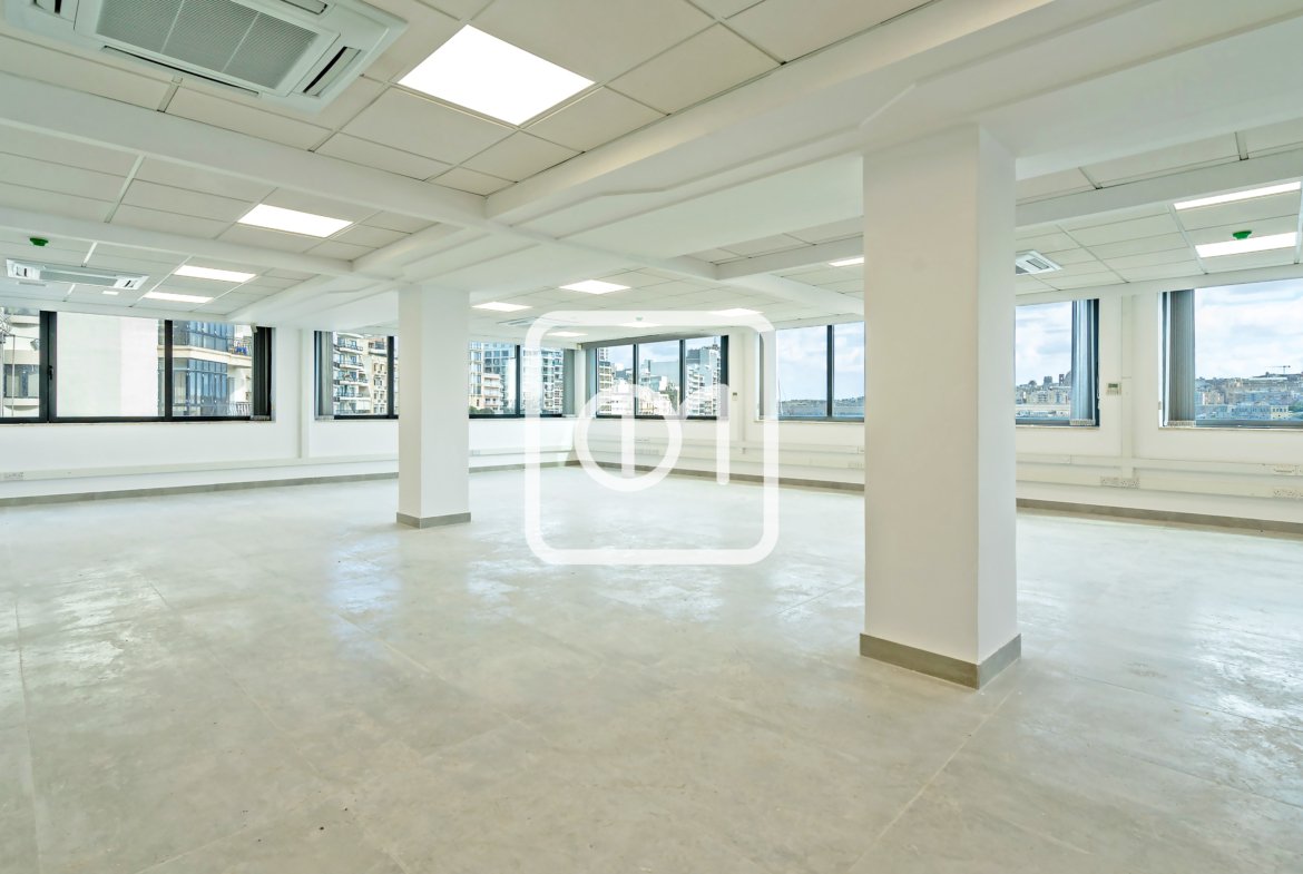 sea view spacious office in Sliema