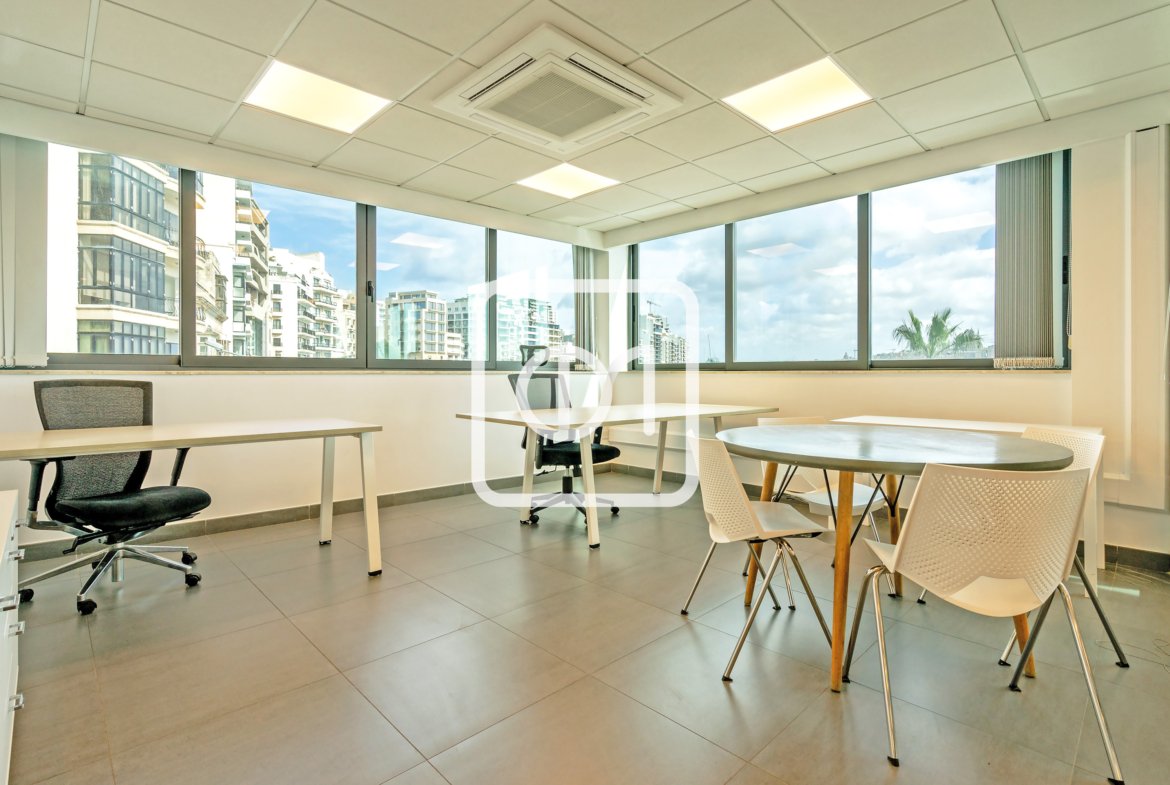 Sea front office in Sliema