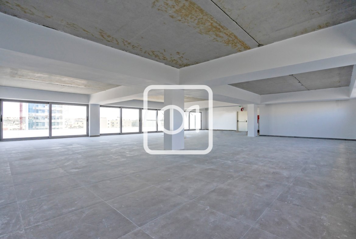 Penthouse office for rent available in Gzira