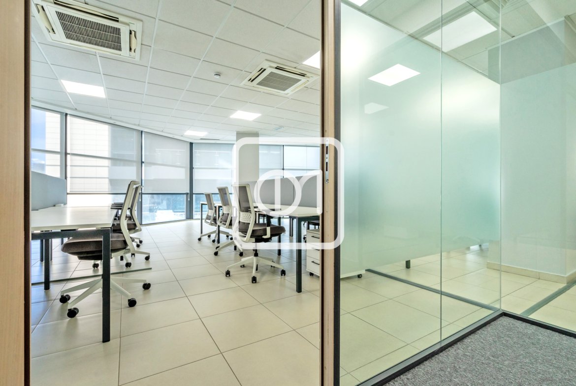 Fully furnished office in St Julians