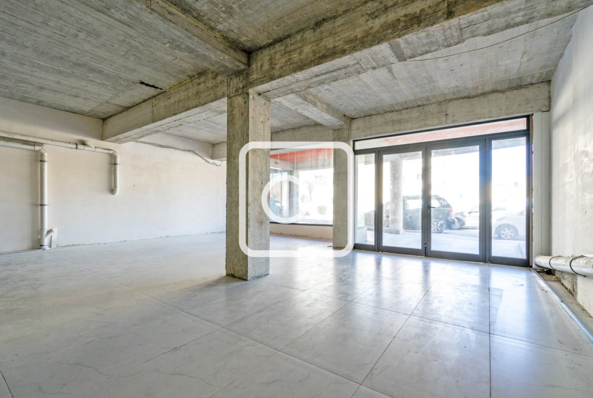 showroom for rent in Birkirkara