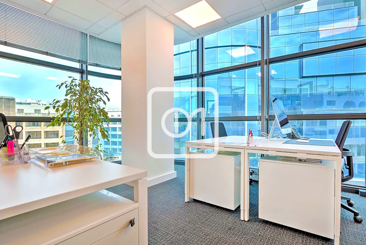 premium serviced office