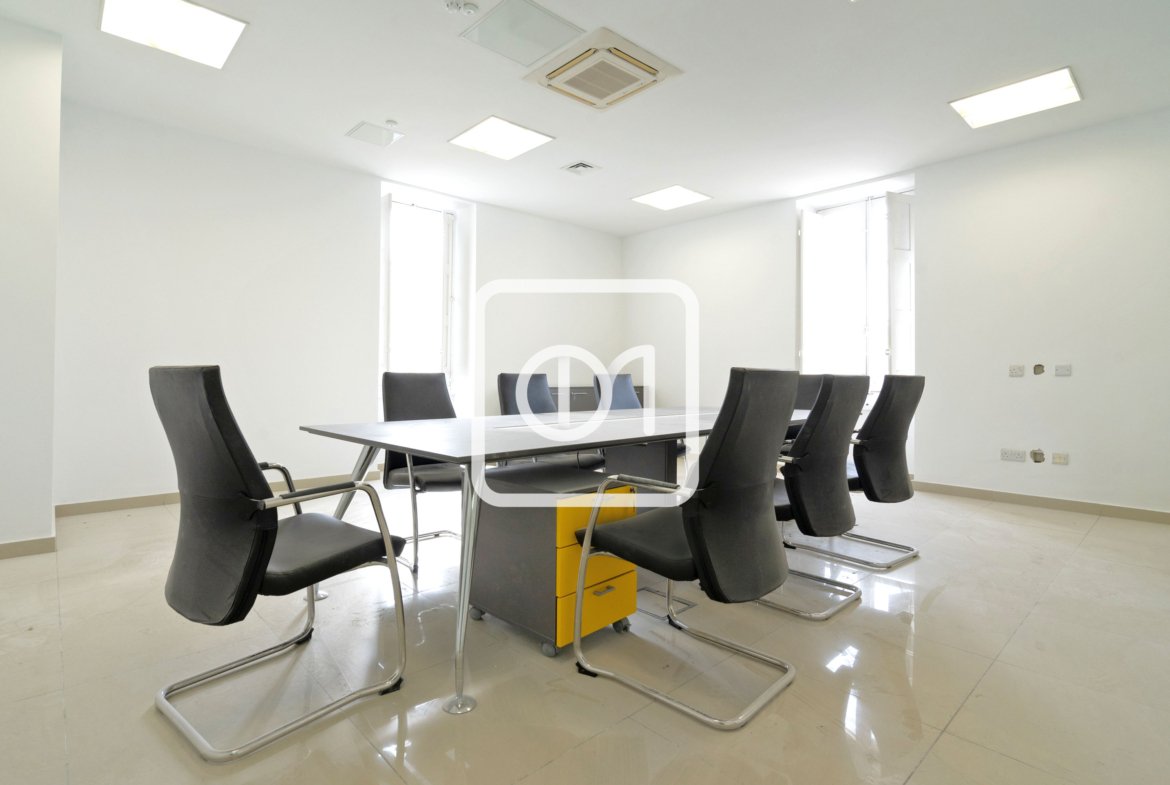 office available for rent in Floriana