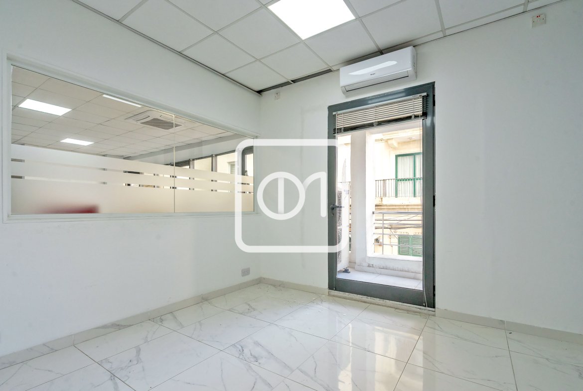 bright office for rent in Sliema