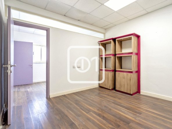 medium size office