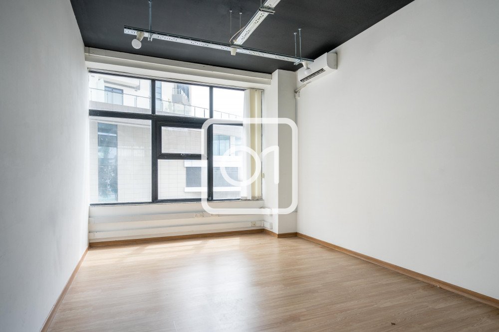 large office rental