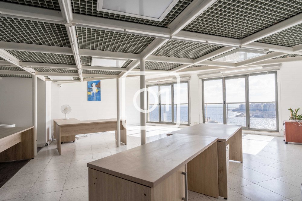 office space to lease in Portomaso