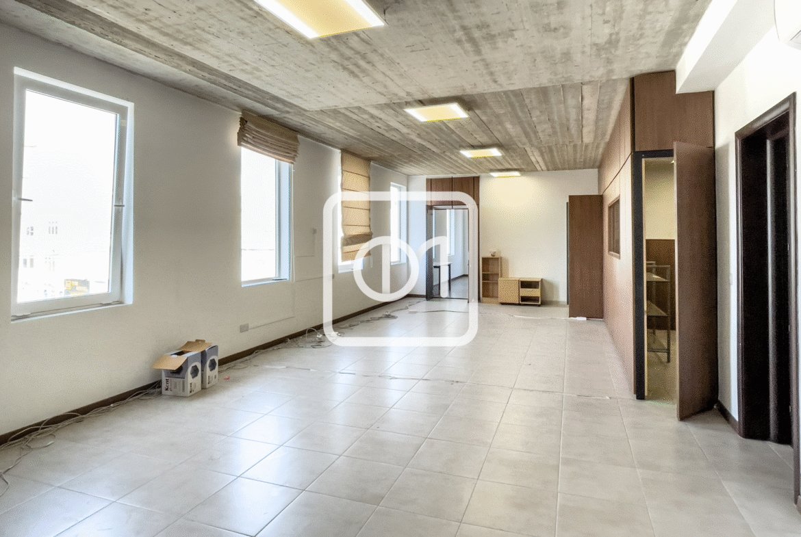 bright office to lease