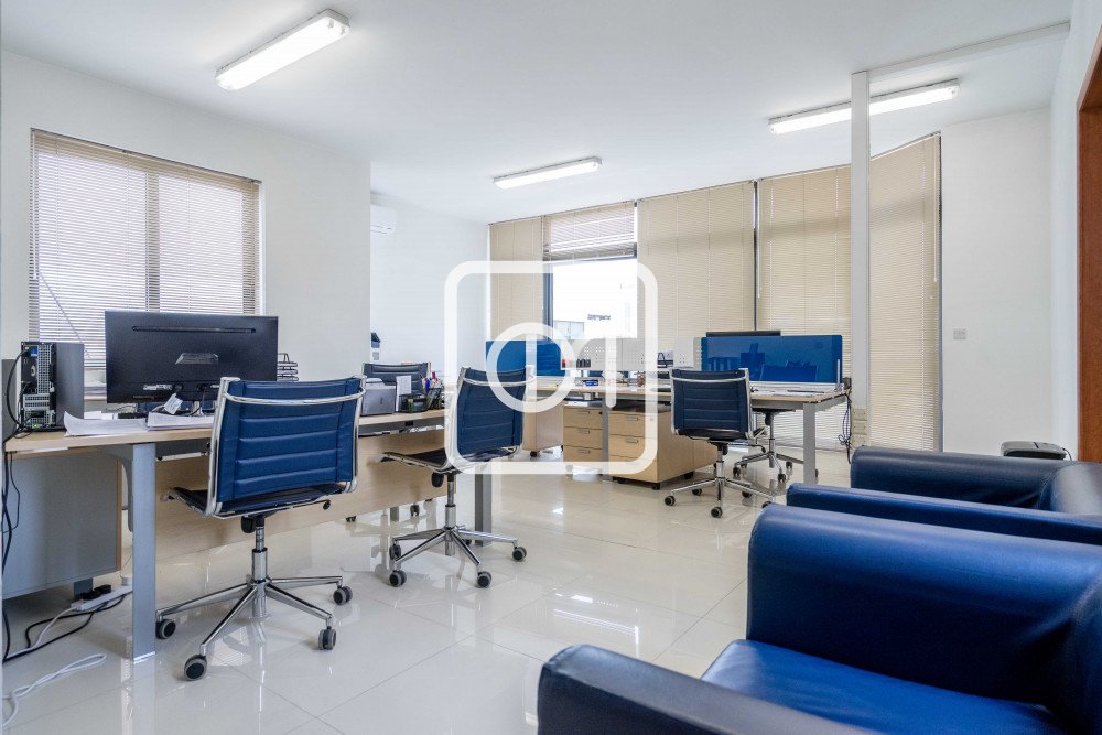 penthouse workspace for rent
