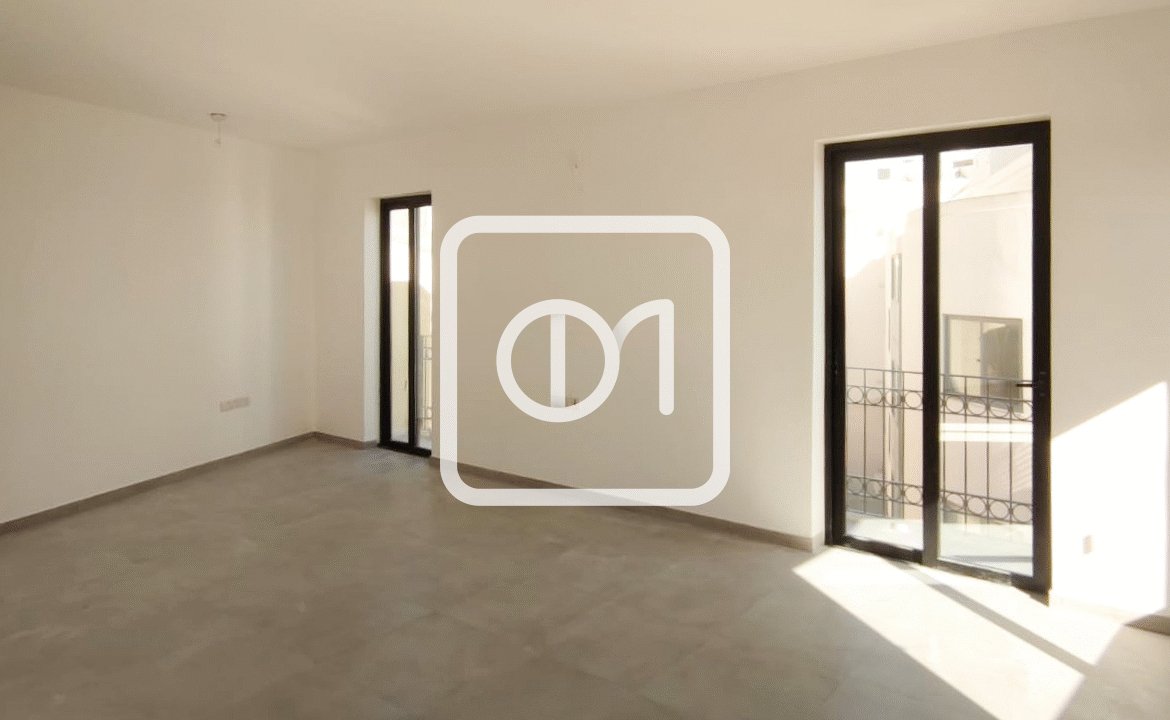 Office Block For Rent