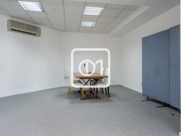 large office for lease