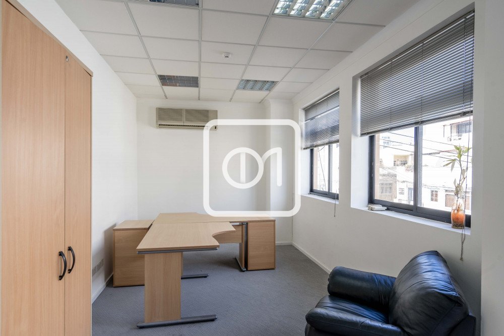 large office for lease