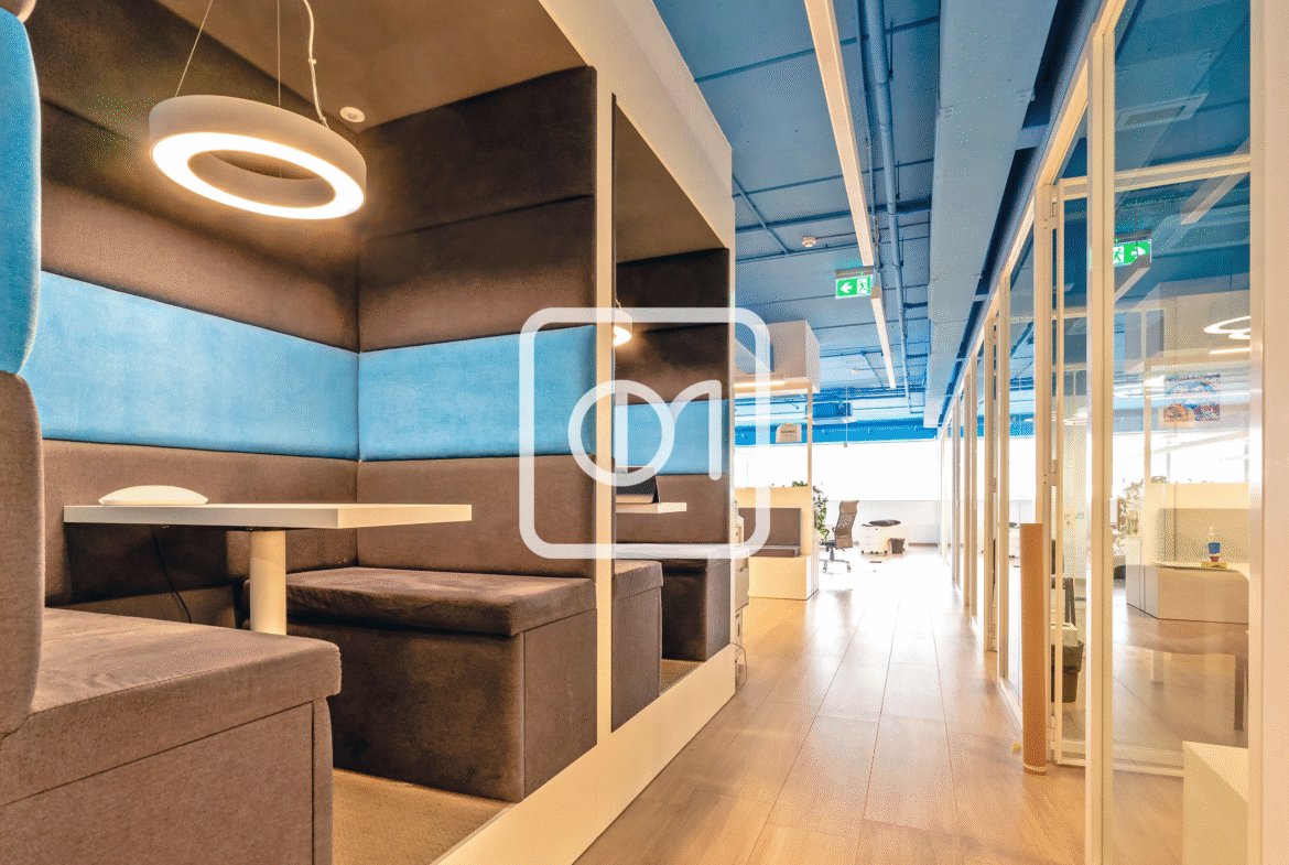 Unique and functional office