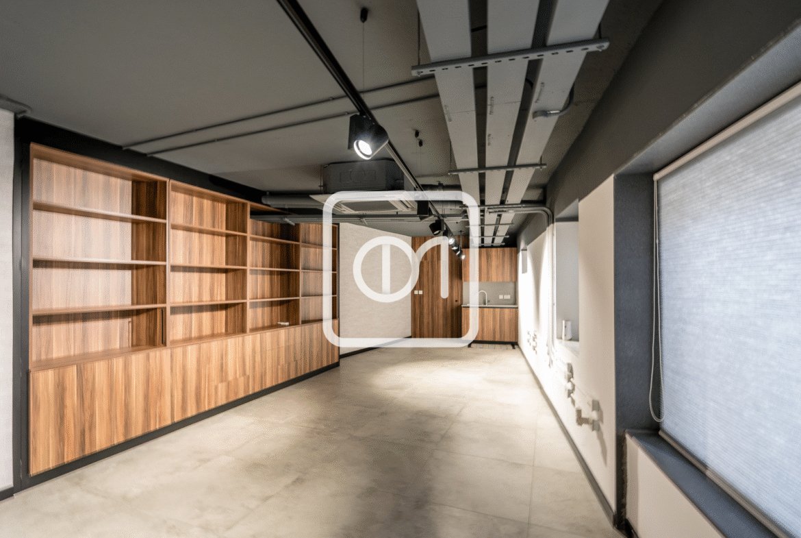 Unique ground floor office