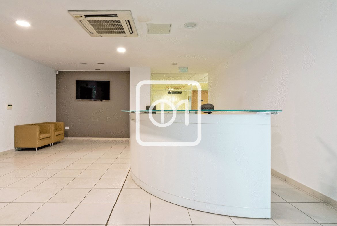 penthouse office in San Gwann