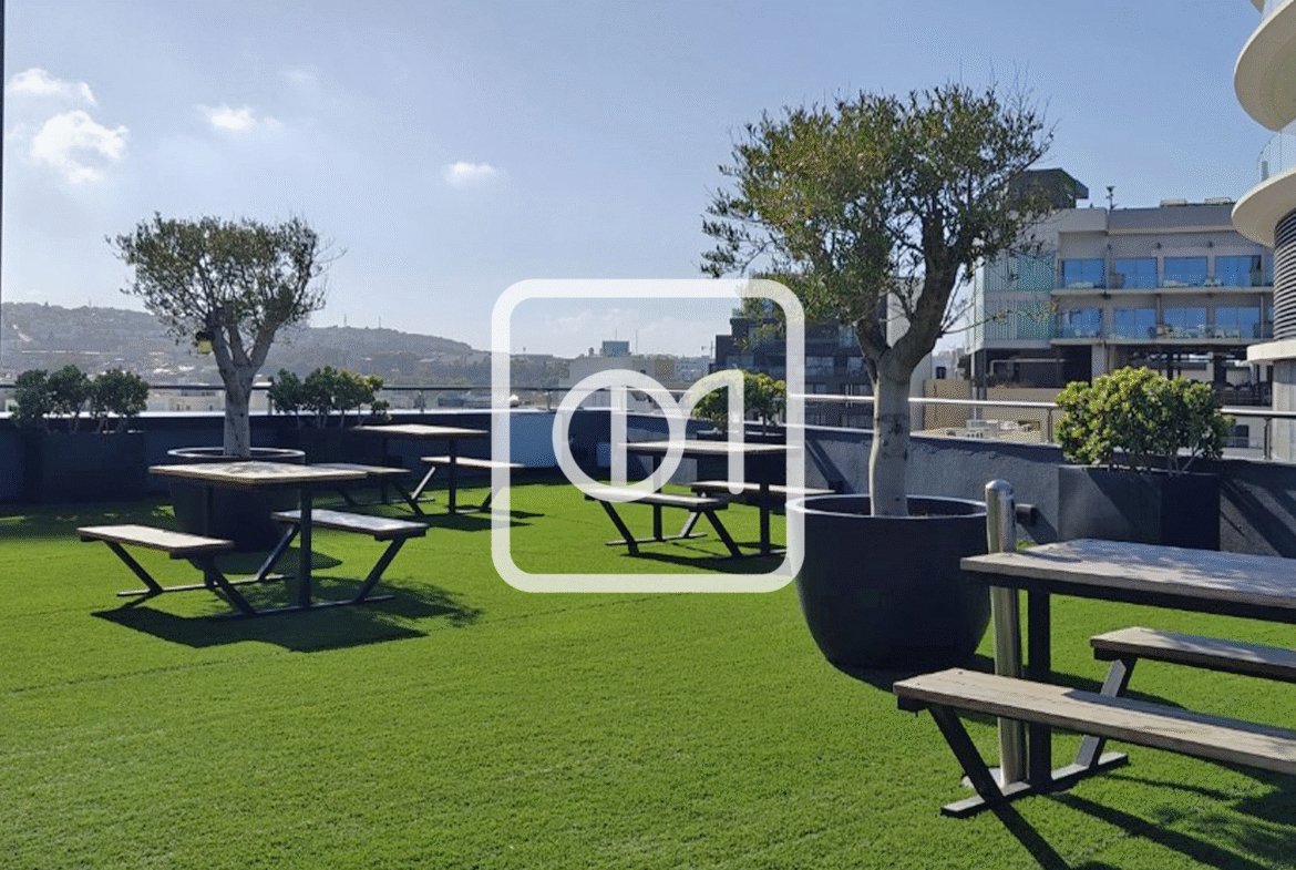 Office to lease in St Julians