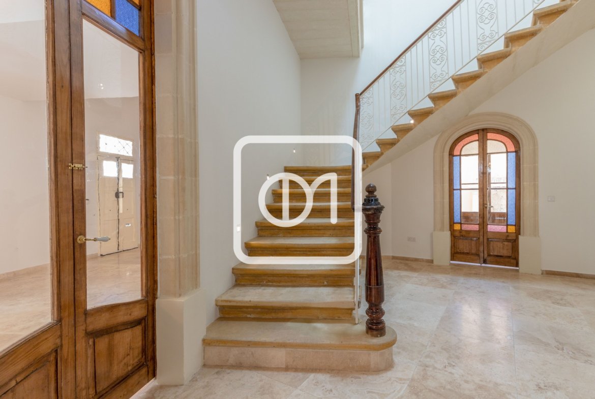 townhouse office in Sliema