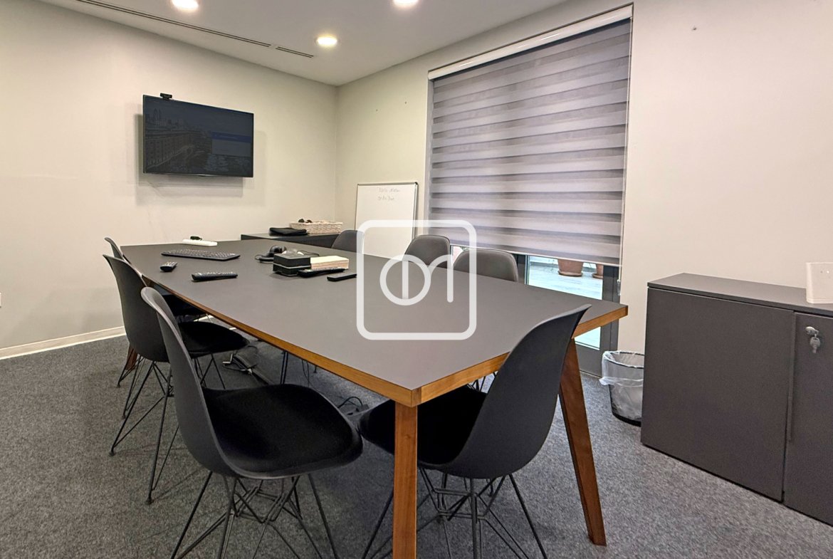 penthouse office to let in St Julians