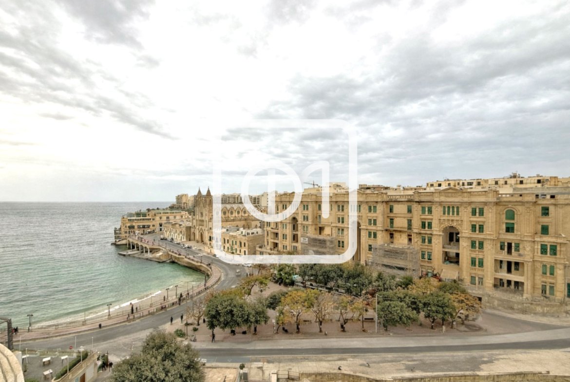 penthouse office to let in St Julians