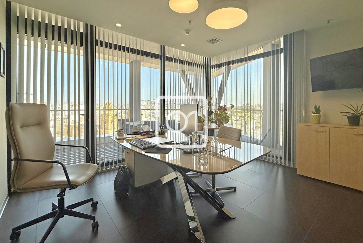 office to let in Gzira