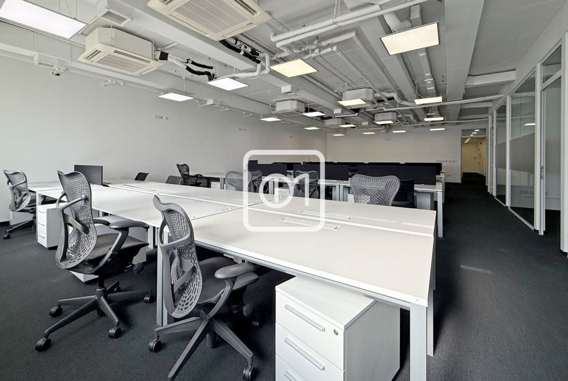 large office space in Gzira