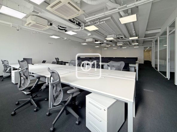 large office space in Gzira