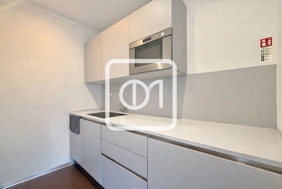 Office in prime location