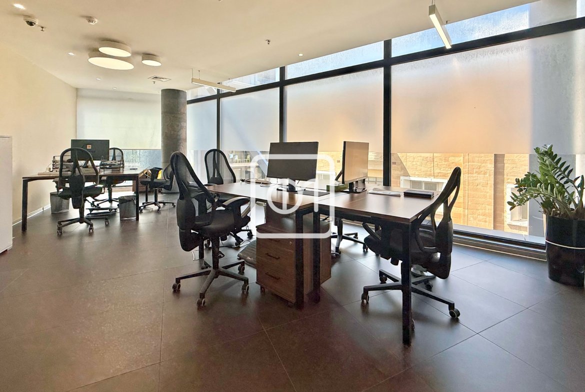 Office in prime location