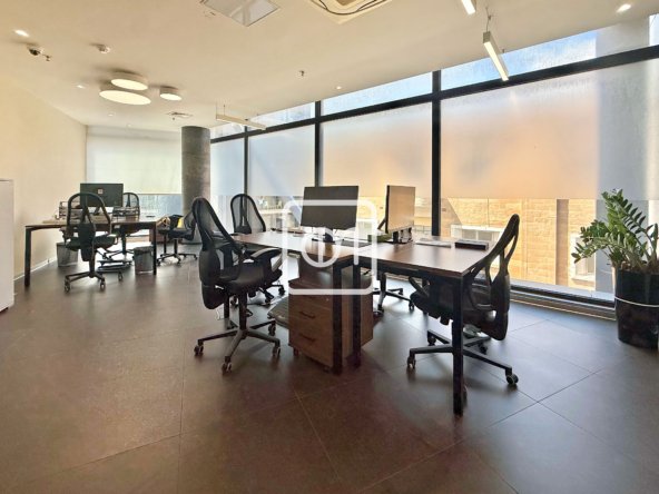 Office in prime location