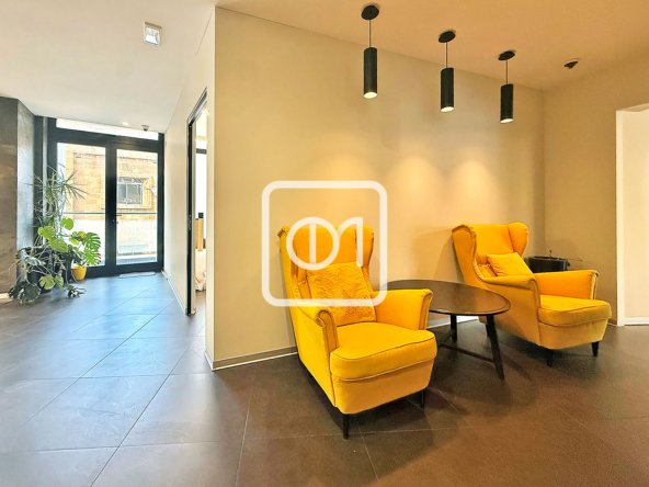 Office in prime location